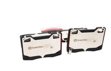 画像をギャラリービューアに読み込む, Brembo OE 20-22 Ford Mustang PRIME Ceramic Brake Pad - Rear