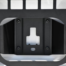 画像をギャラリービューアに読み込む, Putco 23-24 Ford Super Duty Drive Side Molle Panel for 6.75ft (Standard Box)