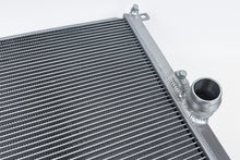 画像をギャラリービューアに読み込む, CSF BMW F-Chassis Gen 1 B58 High Performance All-Aluminum Radiator