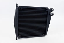 画像をギャラリービューアに読み込む, CSF Porsche 964/993 OEM+ Performance Fender Oil Cooler