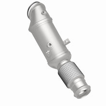 画像をギャラリービューアに読み込む, MagnaFlow 18-22 BMW 530e OEM Grade Federal / EPA Compliant Direct-Fit Catalytic Converter