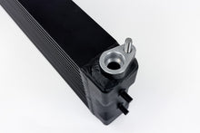 画像をギャラリービューアに読み込む, CSF F1X M5/M6 and F9X M5/M8 High-Performance Engine Oil Cooler