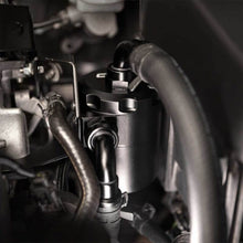 画像をギャラリービューアに読み込む, Cobb 13-18 Ford Focus ST Air Oil Separator