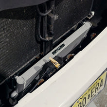 画像をギャラリービューアに読み込む, Mishimoto 04-08 Ford F-150 Performance Transmission Cooler