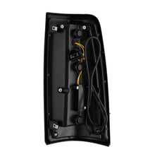 画像をギャラリービューアに読み込む, AlphaRex 99-06 Chevrolet Silverado/99-06 GMC Sierra LUXX-Series LED Tail Lights - Black