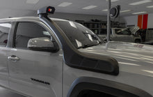 画像をギャラリービューアに読み込む, K&amp;N 16-23 Toyota Tacoma V6-3.5L Elevated Intake Kit (Snorkel)