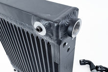 画像をギャラリービューアに読み込む, CSF 05-06 Ford GT High-Performance Transaxle Cooler Kit