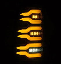 画像をギャラリービューアに読み込む, AlphaRex 99-06 Chevrolet Silverado/99-06 GMC Sierra LUXX-Series LED Tail Lights - Black