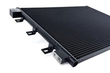画像をギャラリービューアに読み込む, CSF Ferrari 458 OEM+ Performance A/C Condenser Features