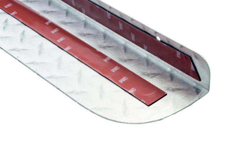 Dee Zee 88-00 Chevrolet/GMC C/K Pickup Tailgate Protector Cap Brite-Tread