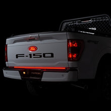画像をギャラリービューアに読み込む, Putco 23-24 Ford SuperDuty F-250/F-350/F-450 60In Freedom Blade Tailgate Bars w/ Halogen Taillamps