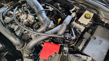 画像をギャラリービューアに読み込む, J&amp;L 24-25 Ford Ranger Raptor 3.0L PCV Side Oil Separator - Black Anodized