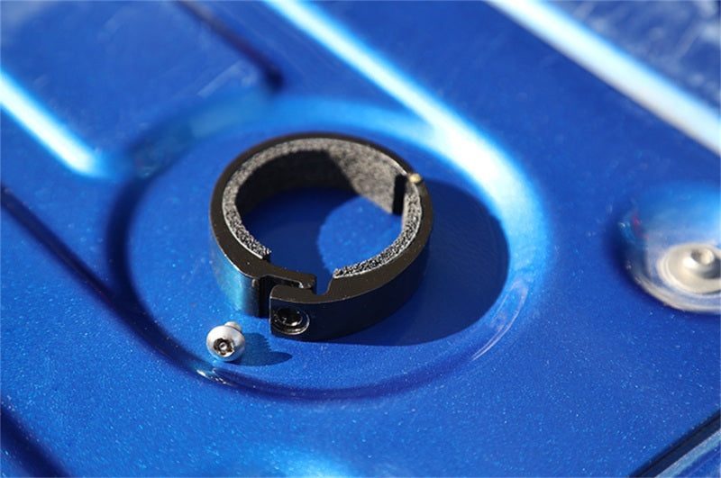 Dee Zee Universal Chevrolet Silverado/Colorado Tundra Tailgate Lock