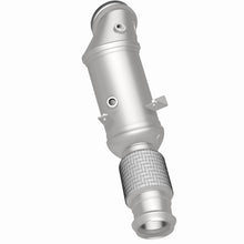 画像をギャラリービューアに読み込む, MagnaFlow 18-22 BMW 530e OEM Grade Federal / EPA Compliant Direct-Fit Catalytic Converter