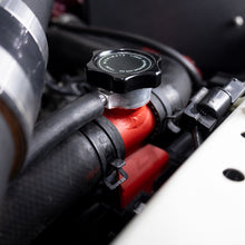画像をギャラリービューアに読み込む, Mishimoto 08-15 Mitsubishi Lancer Evo X Coolant Fill Inlet - Black