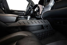 画像をギャラリービューアに読み込む, Addictive Desert Designs 2021+ RAM 1500 TRX Center Console Molle Panels &amp; Digital Device Bridge