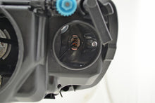 画像をギャラリービューアに読み込む, Hella 08-10 Vw Touareg Xenon Headlamp Rh