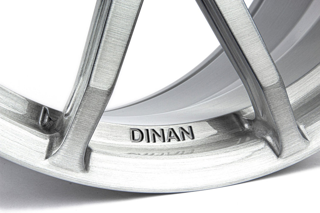 Dinan
