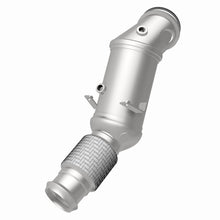 画像をギャラリービューアに読み込む, MagnaFlow 18-22 BMW 530e OEM Grade Federal / EPA Compliant Direct-Fit Catalytic Converter