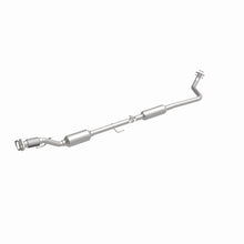 画像をギャラリービューアに読み込む, MagnaFlow Direct Fit Catalytic Converter OEM 18-21 Nissan Kicks 1.6L Single Underbody