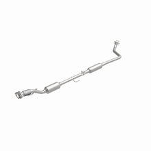 画像をギャラリービューアに読み込む, MagnaFlow Direct Fit Catalytic Converter OEM 18-21 Nissan Kicks 1.6L Single Underbody