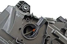 画像をギャラリービューアに読み込む, Hella 2014-2016 Audi A3 Bi-Xenon Headlight Assembly
