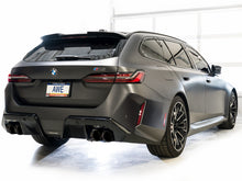 画像をギャラリービューアに読み込む, AWE Tuning BMW G90/G99 M5 Touring Edition Cat-Back Exhaust - Diamond Black Tips