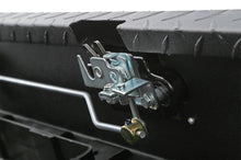 画像をギャラリービューアに読み込む, Dee Zee Universal Tool Box - Red Crossover - Single Lid Black BT Pull Handle (Low/Txt Blk)