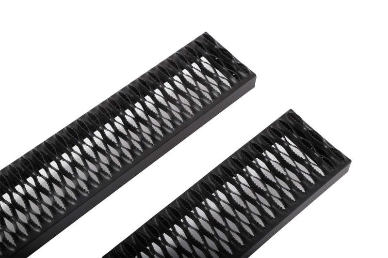 Dee Zee Universal Running Board Rough Step (55In Aluminum)