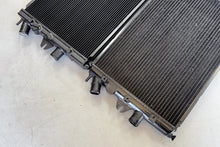 画像をギャラリービューアに読み込む, CSF 05-09 Ferrari F430 High Performance All Aluminum Radiator - Left/Right