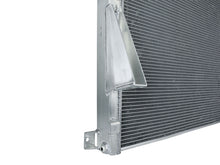 画像をギャラリービューアに読み込む, aFe 11-16 Ford F250/F350 Super Duty Power-Stroke V8 6.7L (td) BladeRunner Street Series Radiator
