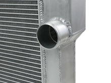 画像をギャラリービューアに読み込む, aFe 94-02 Dodge Ram 2500/3500 L6 5.9L BladeRunner Street Series Radiator