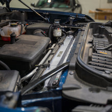 画像をギャラリービューアに読み込む, Mishimoto 2019+ Chevy Silverado 1500 Aluminum Radiator