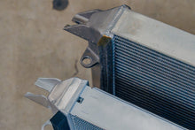 画像をギャラリービューアに読み込む, CSF 05-06 Ford GT High Performance All-Aluminum Radiator