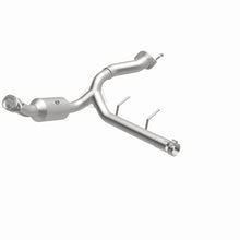 画像をギャラリービューアに読み込む, MagnaFlow 2021 Ford F-150 Right Underbody 5L Direct Fit Converter