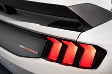 画像をギャラリービューアに読み込む, Ford Performance Rear Badge - Black/White/Red