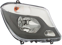 画像をギャラリービューアに読み込む, Hella 2014 Mercedes-Benz Sprinter Headlamp Rh