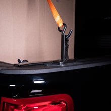 画像をギャラリービューアに読み込む, Putco 14-18 Chevrolet Silverado HD/GMC Sierra HD Push-Up Tie Handle (Passenger side rear) - Black