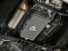 画像をギャラリービューアに読み込む, aFe 20-26 GM Trucks L6 3.0L Transmission Pan - Black w/ Machined Fins