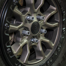画像をギャラリービューアに読み込む, Mishimoto Steel Locking Lug Nuts M14x1.5 24pc Set Silver