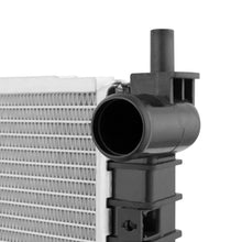 画像をギャラリービューアに読み込む, Mishimoto Ford Mustang 3.8L Replacement Radiator 1997-2004