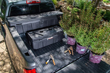 画像をギャラリービューアに読み込む, Deezee Universal Tool Box - Specialty Crossover Toolbox Plastic Mid Size