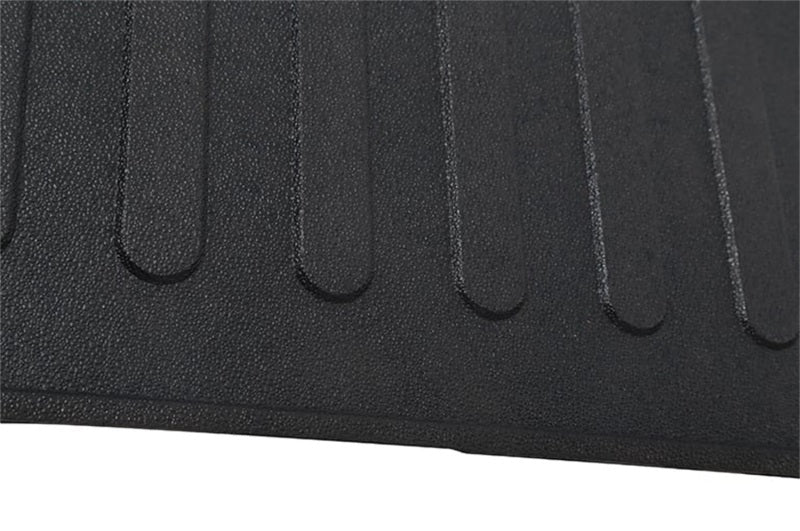 Dee Zee 99-06 GM Silverado/Sierra/07 Classic 6.5ft. Heavyweight Bed Mat