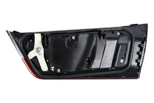画像をギャラリービューアに読み込む, Hella 2019-2021 BMW 330i Left Tail Light