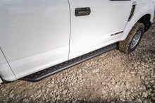 画像をギャラリービューアに読み込む, Dee Zee 99-23 Chevrolet/GMC/Dodge/Ford Full Size Running Board CrewCab Truck Board (Blk Trim)