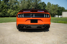 画像をギャラリービューアに読み込む, Corsa 20-22 Ford Mustang GT500 3.0in Dual Rear Exit Catback w/ Twin 5.0in Black Slash Cut Pro Tips