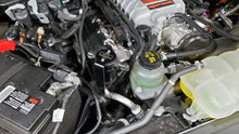 画像をギャラリービューアに読み込む, J&amp;L 23-25 Ford F-150 Raptor R Oil Separator 3.0 Passenger Side - Black Anodized