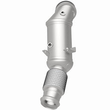 画像をギャラリービューアに読み込む, MagnaFlow 18-22 BMW 530e OEM Grade Federal / EPA Compliant Direct-Fit Catalytic Converter