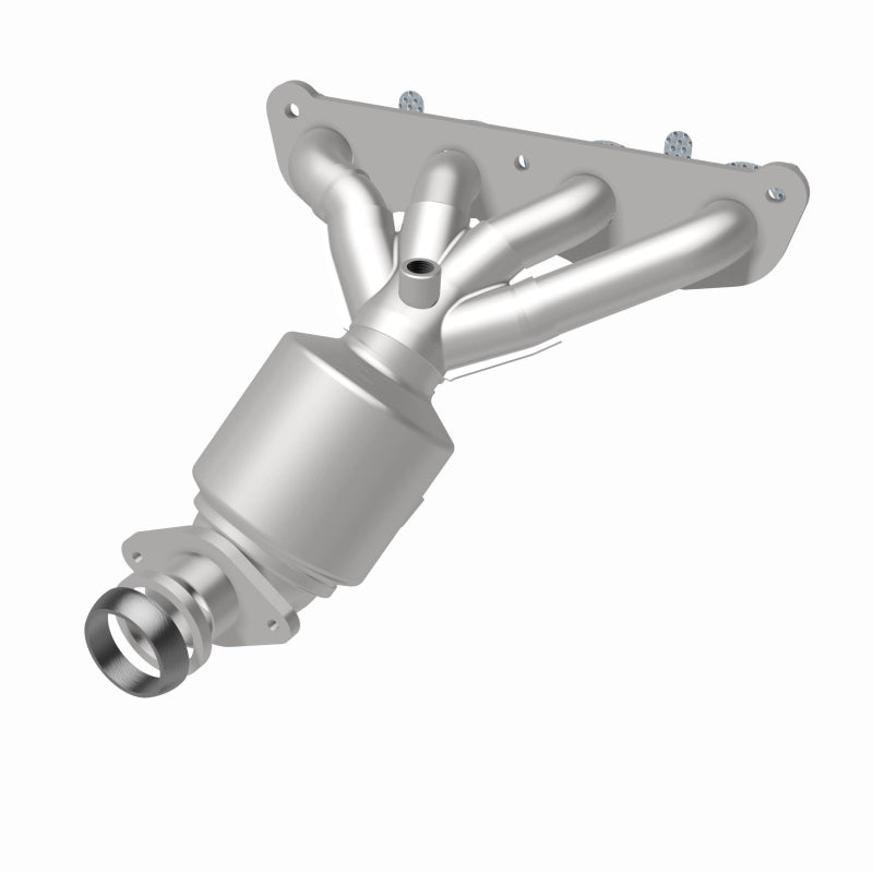 MagnaFlow 13-17 Nissan Sentra 1.8L Direct-Fit Catalytic Converter