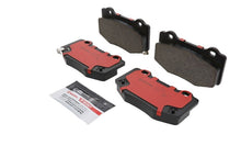 画像をギャラリービューアに読み込む, Brembo OE 15-22 Ford Mustang PRIME Ceramic Brake Pad - Rear
